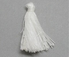 Tassel White 30mm, 5 pieces