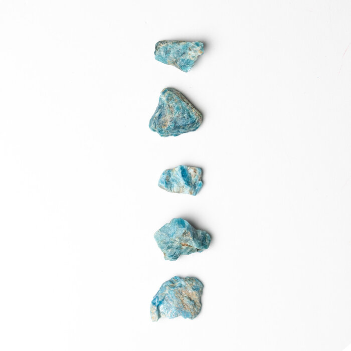 Apatiet Ruwe Edelsteen 10~18x13~25x5~13mm