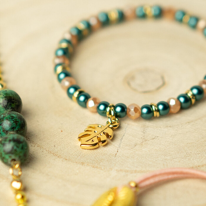 Setje Chique Armbandjes met Groen en Goud inspi59744