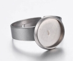 Adjustable Stainless Steel Ring 17mm, fits 10mm Cabochon