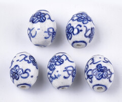 Porcelain beads with Holland Delft Blue Oval 19x14mm