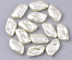 Parels imitatie nugget kralen Wit 20.5x11.5x5mm, 8 stuks