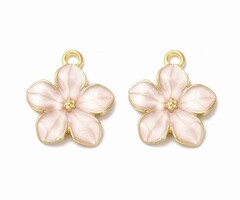Flower Charm Soft Pink 17x14.5x1.5mm