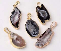 Natural Druzy Agate Gemstone Charm 28x17x5mm