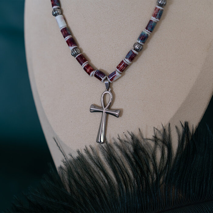 Make a bracelet and necklace set with porcelain beads