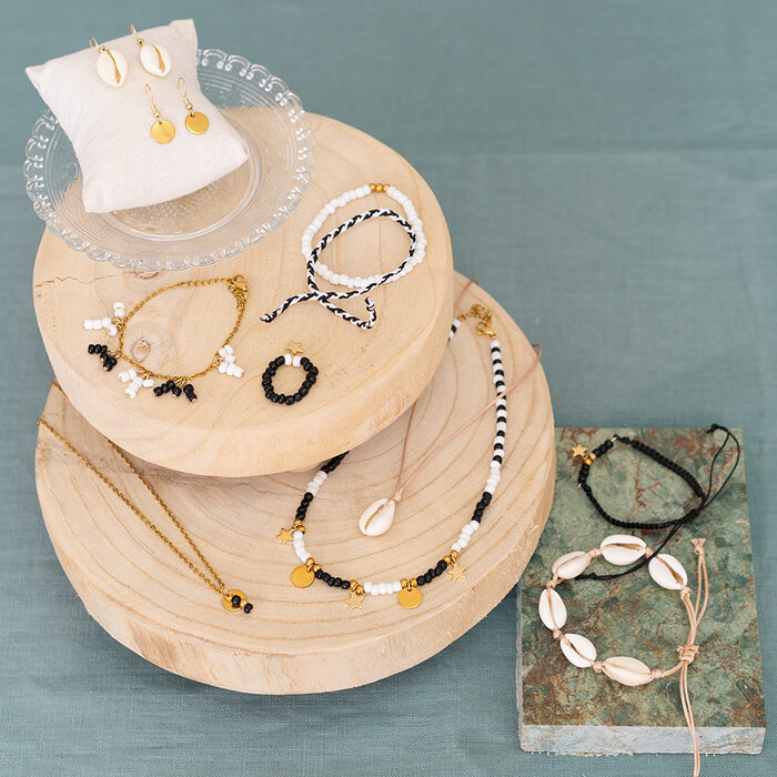 The Beads and Basics Kit - What can you Make with it? Inspi687