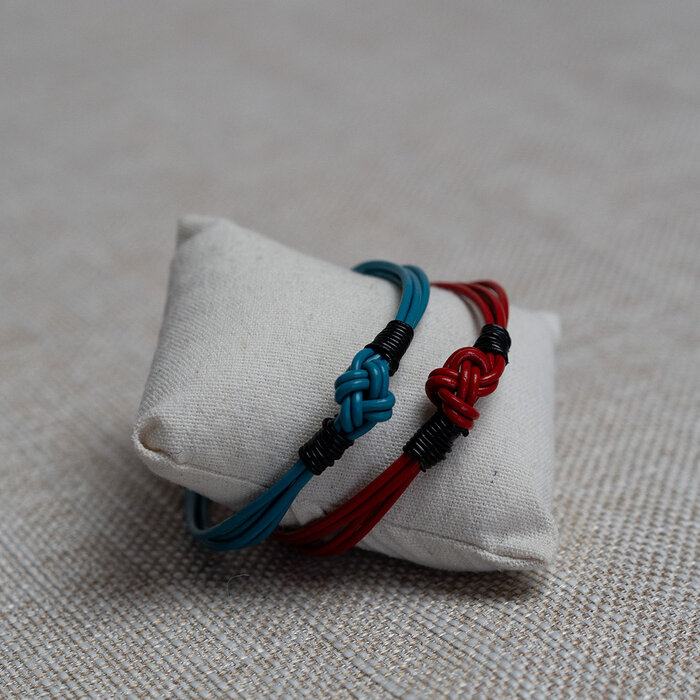 BoxKnot Armband Leer in Blauw en Zwart Maken Inspi349