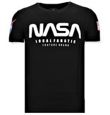 Local Fanatic Tryckt T-shirt Män - NASA amerikanska flaggan tröja - svart Local Fanatic Tryckt T-shirt Män - NASA amerikanska flaggan tröja - svart