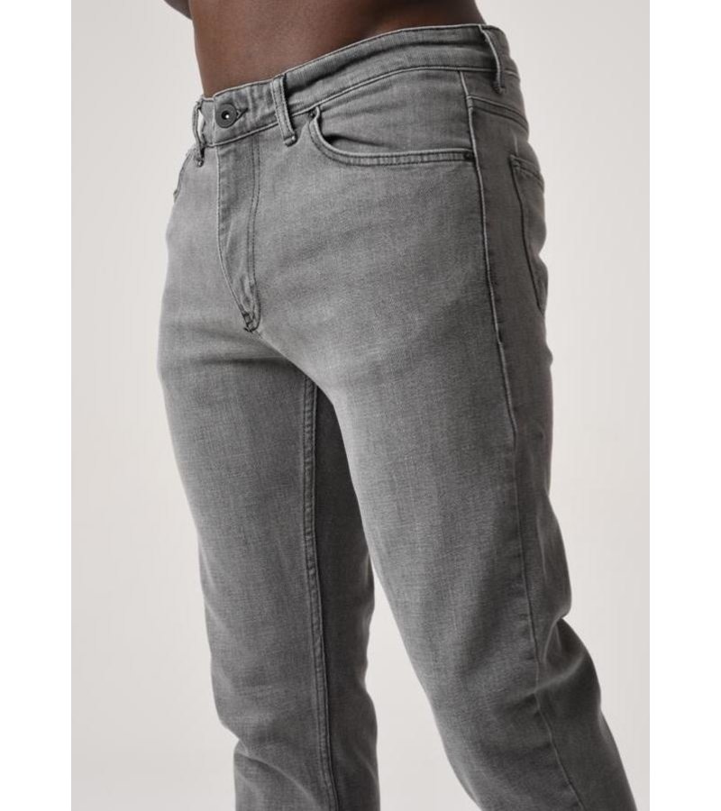 True Rise Slitna Herr Jeans  Regular - DP24-NW - Gra