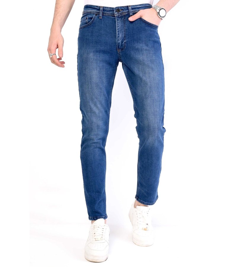 True Rise Regular Stretch Jeans Med Raka Ben - DP21-NW - Bla