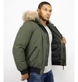 Enos Kort Jacka Med Pälskrage - Snygga Jackor Herr - PI-7015R - Grön Enos Kort Jacka Med Pälskrage - Snygga Jackor Herr - PI-7015R - Grön