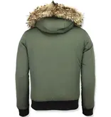 Enos Kort Jacka Med Pälskrage - Snygga Jackor Herr - PI-7015R - Grön Enos Kort Jacka Med Pälskrage - Snygga Jackor Herr - PI-7015R - Grön