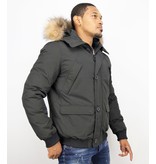 Warren Webber Kurze Winterjacke Herren mit Fellkragen- Chilliwack Bomber - Schwarz