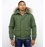 Warren Webber Kurze Winterjacken Herren mit Fellkragen - Chilliwack Bomber - Grün Warren Webber Kurze Winterjacken Herren mit Fellkragen - Chilliwack Bomber - Grün
