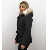 Matogla Jacke mit Fellkragen - Winterjacke Damen Kurz - Schwarz