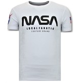 Local Fanatic T-Shirt Männer mit Aufdruck - Nasa American Flag - Weiß