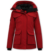 Matogla Kurze Winterjacke Damen Rot mit Kapuze