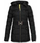 Milan Ferronetti Jacken mit Fellkragen - Damen Winterjacke Hälfte Lang - Black On Black Edition - Schwarz