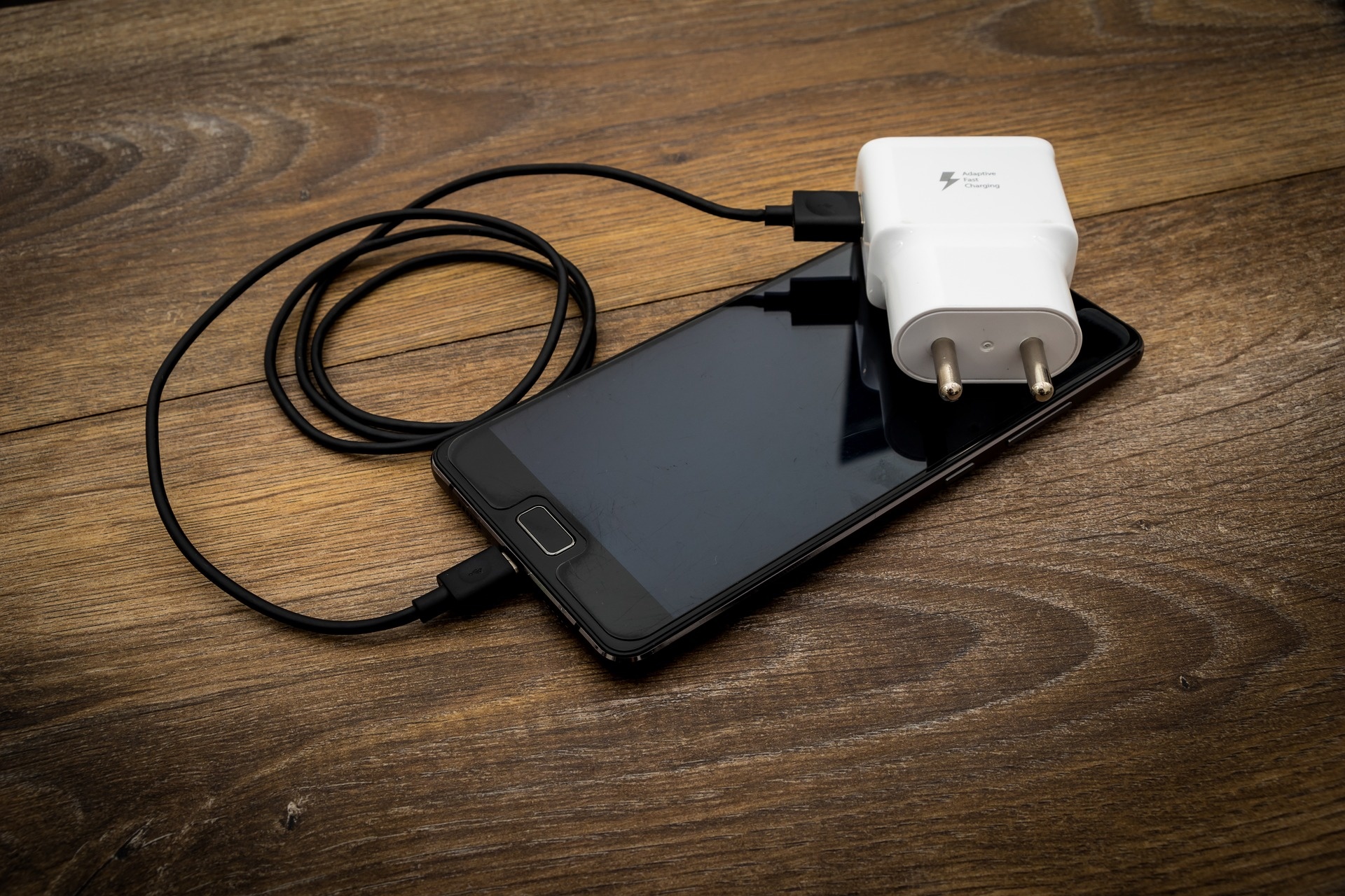 Geen opladers meer bij telefoon geleverd?