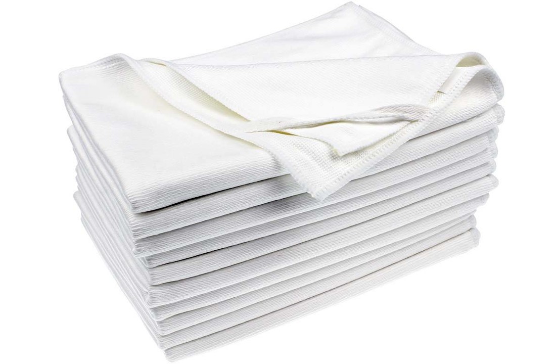 Witte microvezel theedoek met lus 45x65 cm