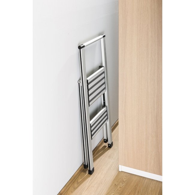 Design huishoudtrap met 2 antisliptreden