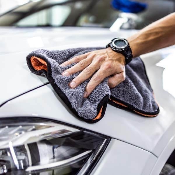 Microvezeldoeken en hulpmiddelen voor auto wassen