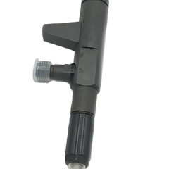 Deutz Injektor   Einspritzventil  für DEUTZ Motor F4L1011