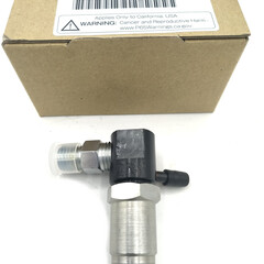 Kubota Düsenstock / Injector NEU für Kubota OC 95 Motor