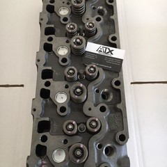 Kubota Zylinderkopf neu komplett für Kubota V3300 Motor