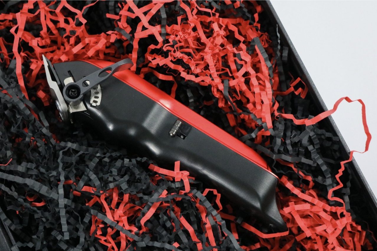 Kyone Promo! Ultima Stagger Tooth Pro Tondeuse RED Kyone Promo! Ultima Stagger Tooth Pro Tondeuse RED