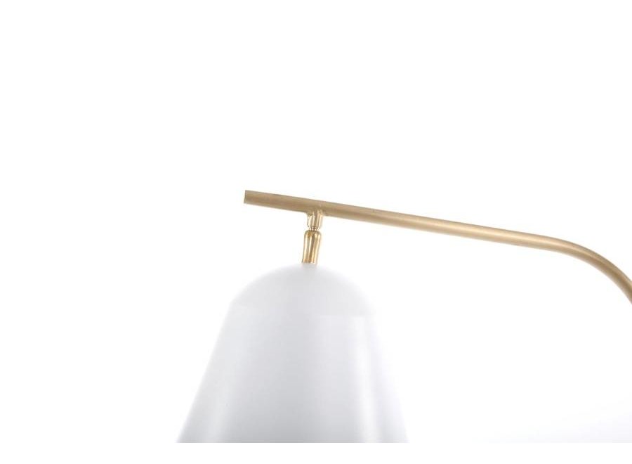 Design-Stehlampe "Line One" in weiß mit Fuß aus poliertem Marmor.
