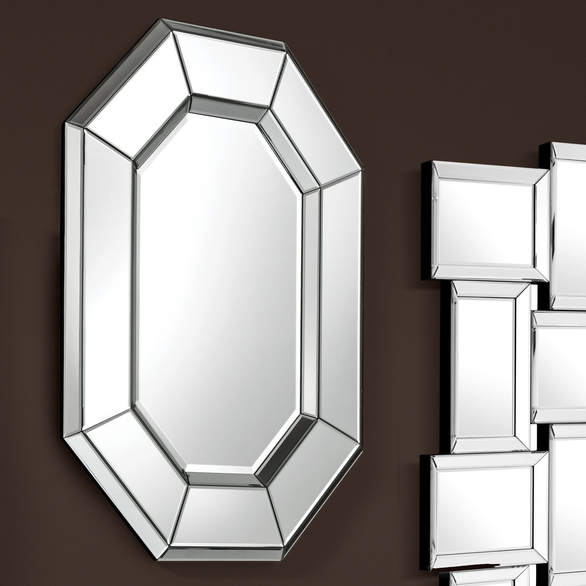 hoogte voorstel zuigen Deze authentieke 8 hoekige spiegel 'le Sereno' van het luxe merk Eichholtz  - Wilhelmina Designs