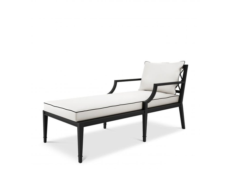 black chaise lounge outdoor