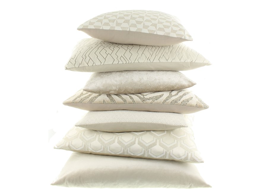 Cushion Quinn Off White