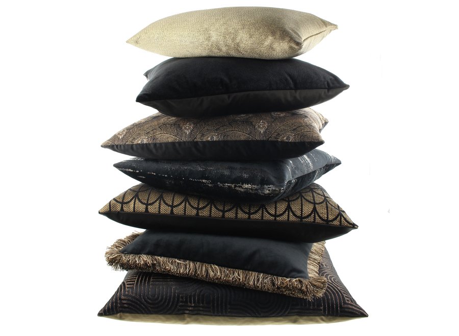 Decorative cushion Astrid Black + Fringe Bronze