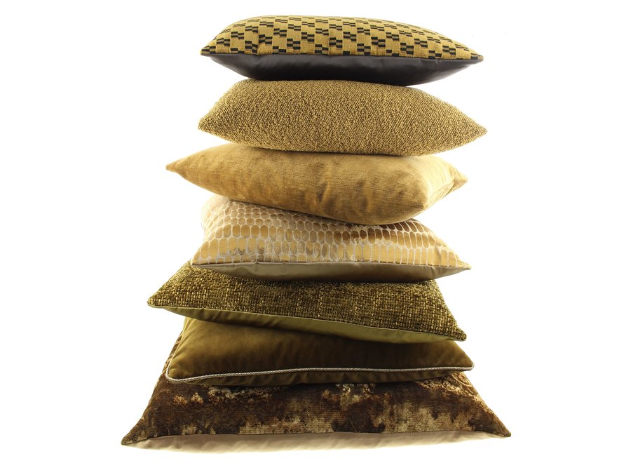 Sierkussen Rosana Moss+ Piping Diamante Gold