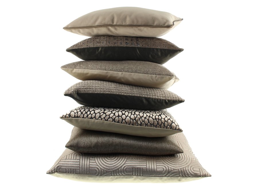 Decorative pillow Tini Brown