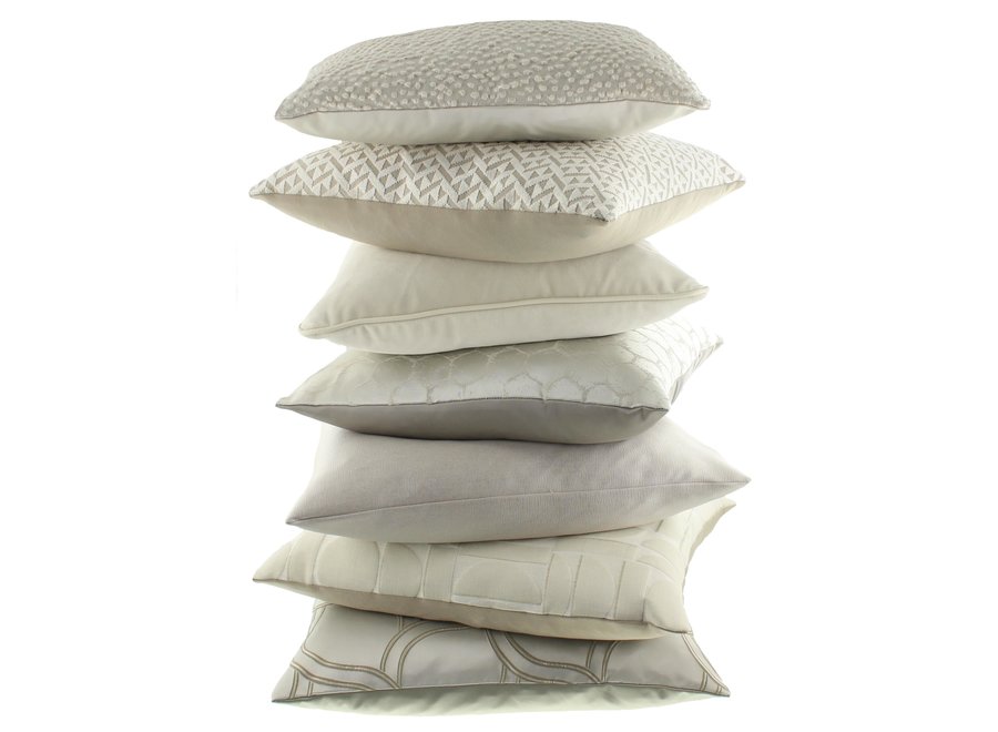 Decorative pillow Tirza Off White