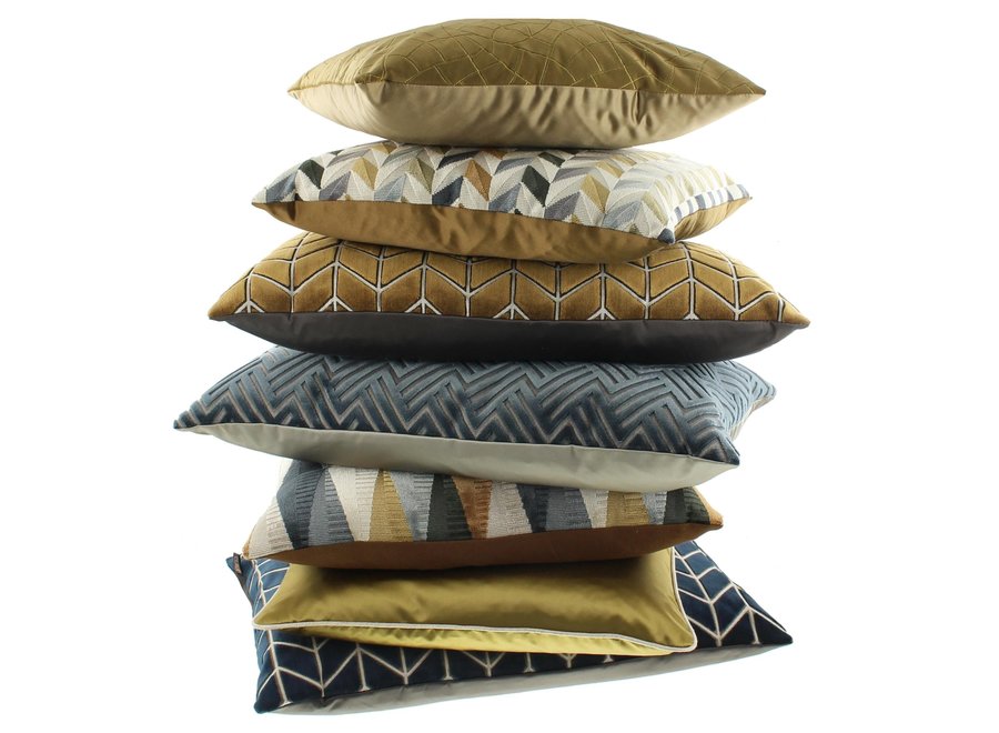 Decorative pillow Tiberio Dark Gold