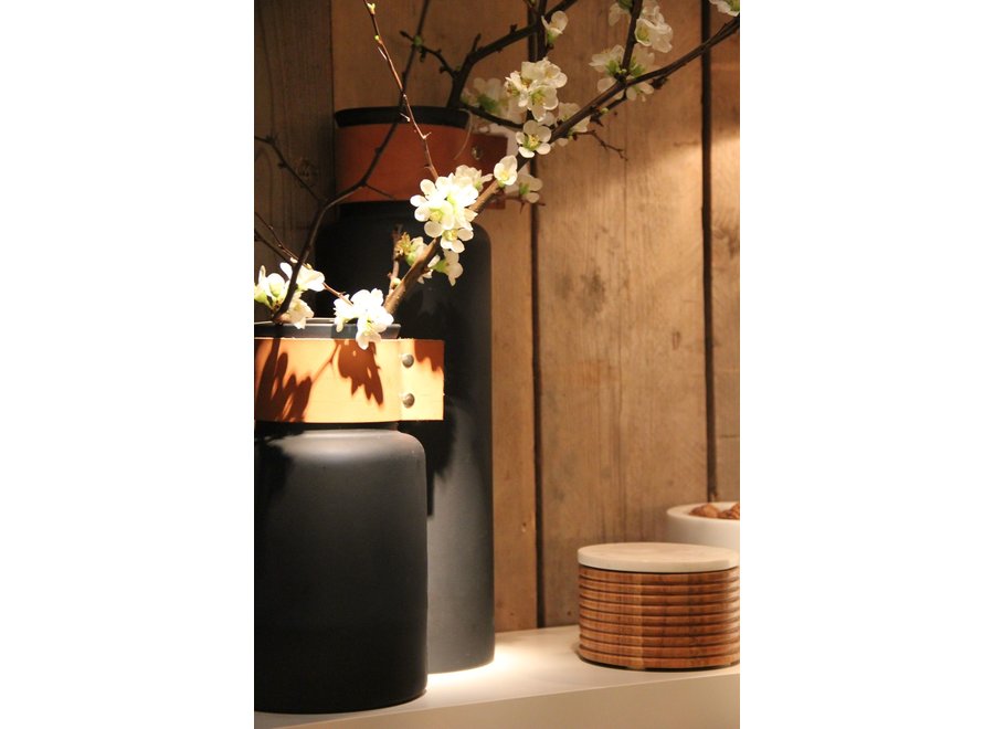 Wooden pot with marble lid