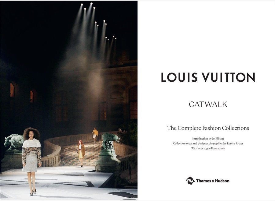 LOUIS VUITTON CATWALK Boek