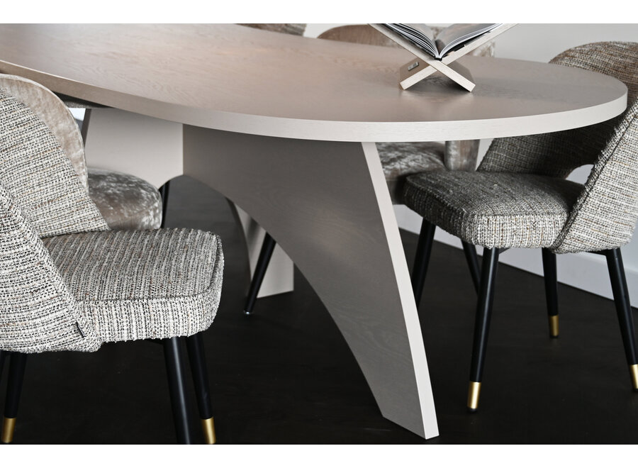 Dining table 'Amaya' Oak - Dusted Clay