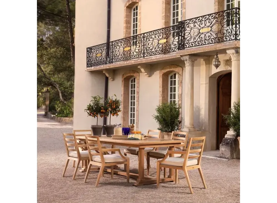 Table à manger d'extérieur 'Bell Rive' - Natural Teak