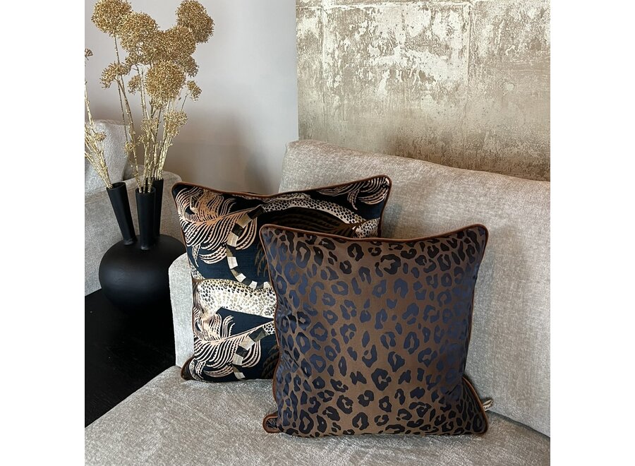 Coussin Saskia Copper + Piping Copper – Temperley X ROMO Collection