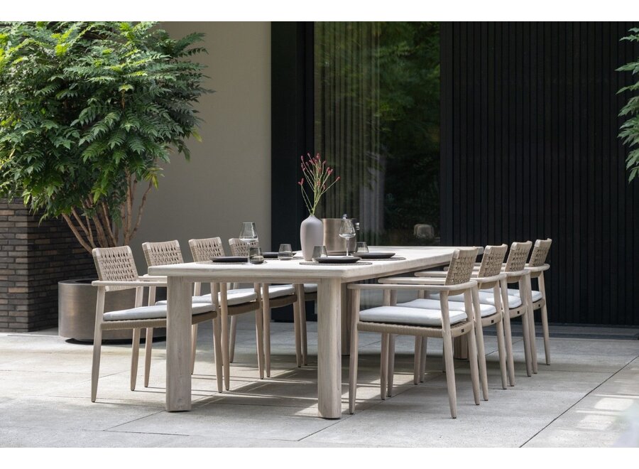 Dining table 'Lila'