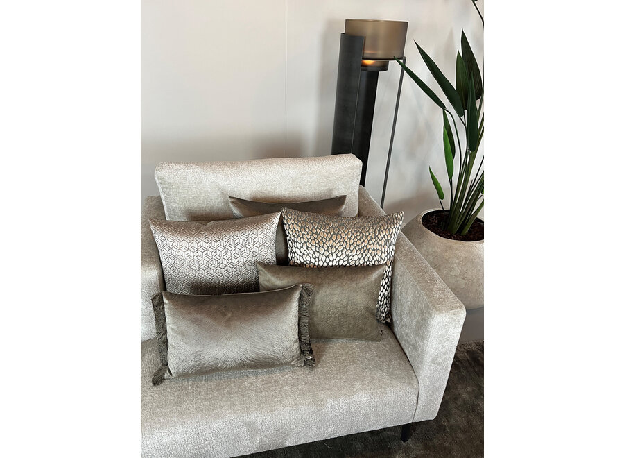 Coussin décoratif Perla Brown + Fringe Taupe
