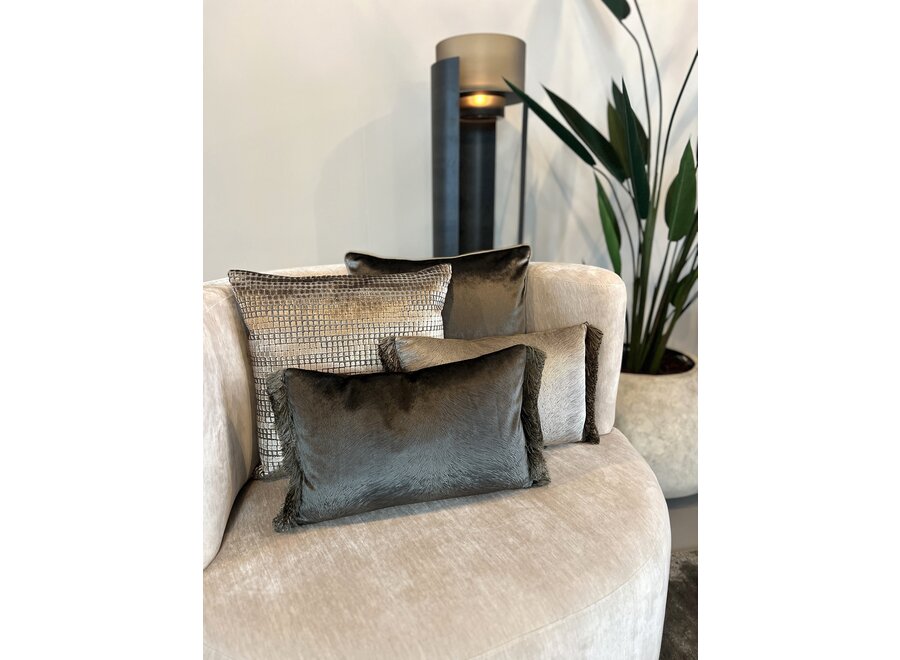 Coussin décoratif Perla Dark Taupe + Fringe Taupe