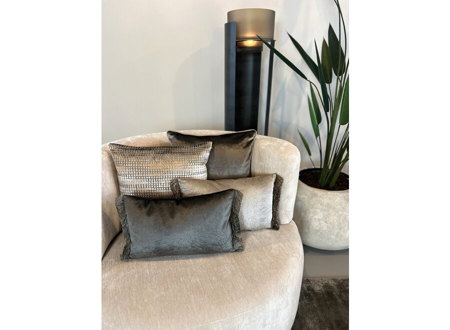 Coussin décoratif Perla Dark Taupe + Fringe Taupe