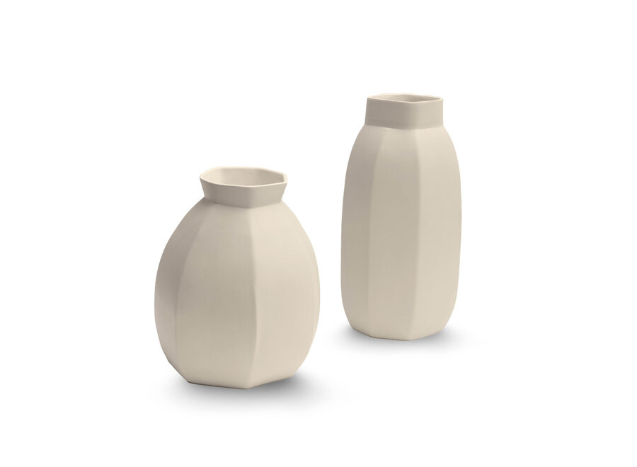 Vase 'Elysian' M - Sand