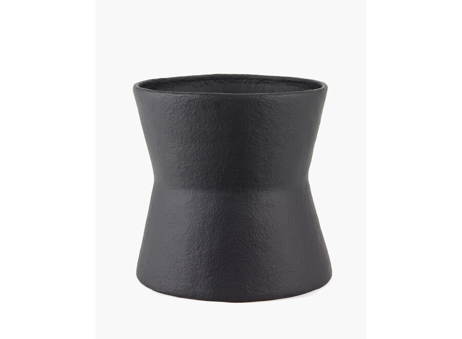 Marie Michielssen - Construct Planter 01 - S - Black